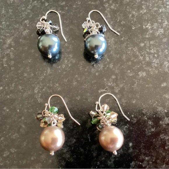 Set of two NEW, never worn pairs beautiful earrings made with Swarovski crystals - Picture 6 of 6